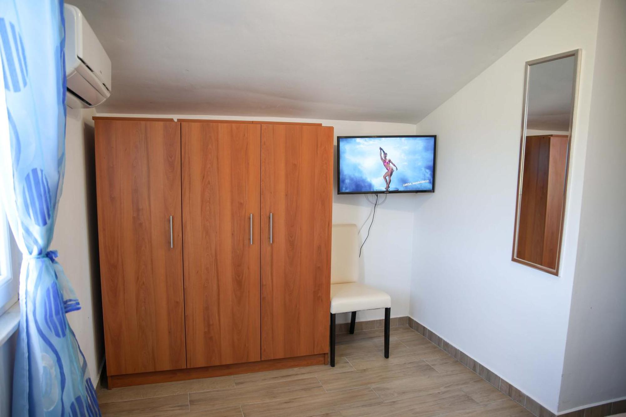 Apartments Maris Винишче Экстерьер фото