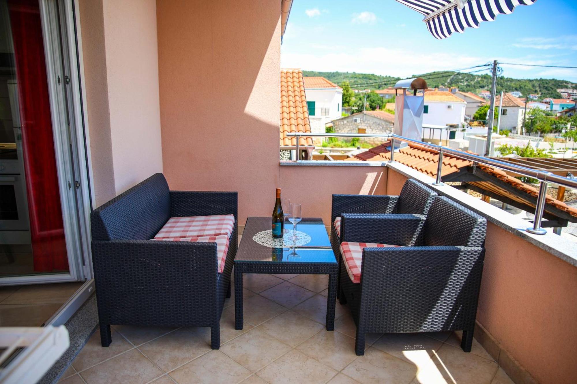 Apartments Maris Винишче Экстерьер фото